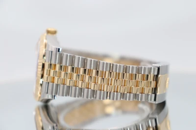 Rolex DateJust 36mm 126233 18K Yellow & Steel Champagne Dial Box & Papers 2021