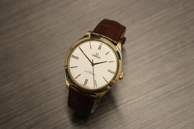 Omega De Ville Tresor Co-Axial 18K Gold 40mm 435.53.40.21 Boxed Circa 2019