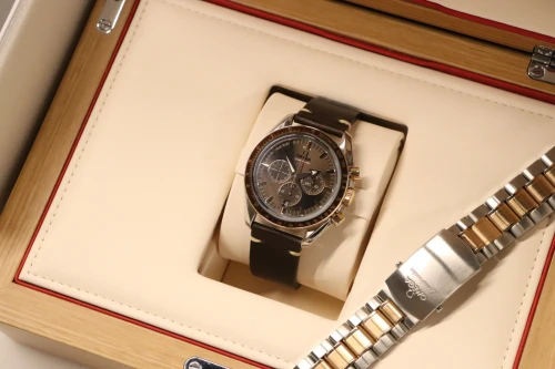 OMEGA Speedmaster Broad Arrow 1957 50th 321.90.42.50.13.001 Boxed Circa 2007