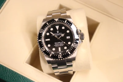 Rolex Sea Dweller SD4000 stainless steel 40mm 116600 B&P 2015