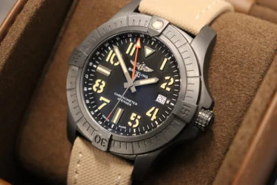 Breitling Avenger Automatic GMT 45 Night Mission V32395101B1X1 2022 Full Set