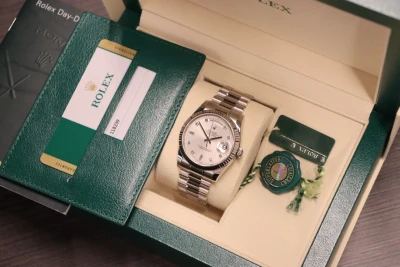Rolex Day-Date 36MM 18K White Gold Silver Diamond Dial 118239 Full Set 2017 B&P