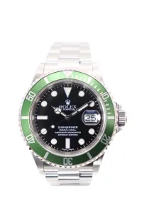 Rolex Submariner Date 40MM Green Bezel 16610LV 2022 Service Box & Papers 2005