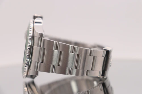Rolex Submariner Date "Starbucks" MK2 41MM Oystersteel 126610LV Circa 2023