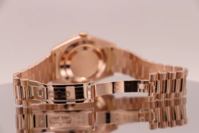 Rolex DayDate II 41MM 18K Rose Gold Presidant Bracelet Rose Boxed Circa 2009