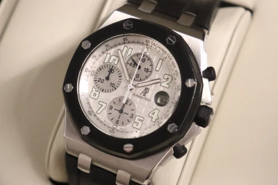 Audemars Piguet Royal Oak Offshore 42MM Rubber Clad 25940SK.OO.D002CA B&P 2009
