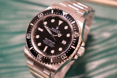 Rolex Seadweller 40MM SD4000 Stainless Steel Matte Black Dial Box & Papers 2016