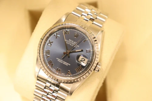 Rolex Datejust 36mm Stainless Steel Blue Roman Dial Jubilee 16220 B&P 1996