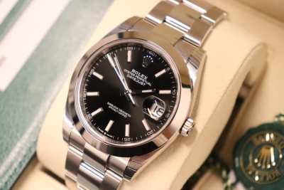 Rolex Datejust 41 Stainless Steel 126300 Black Dial Oyster Box & Papers 2019