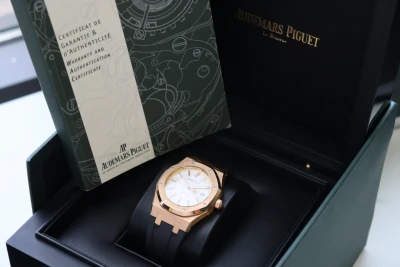Audemars Piguet Royal Oak 39MM 18k Rose Gold 15300OR 2010