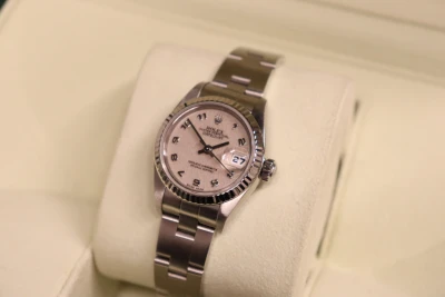 Rolex Datejust 26MM 18K Fluted Bezel Oyster Strap Arabic Ivory Dial 79174 Boxed