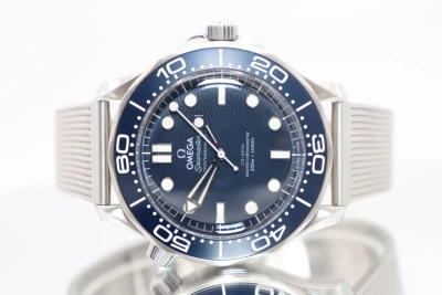 Omega Seamaster 300M James Bond 60th 42MM Ref. 210.30.42.20.03.002 Full Set 2023