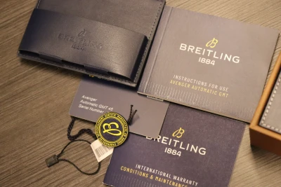 Breitling Avenger Automatic GMT 45 Night Mission V32395101B1X1 2022 Full Set