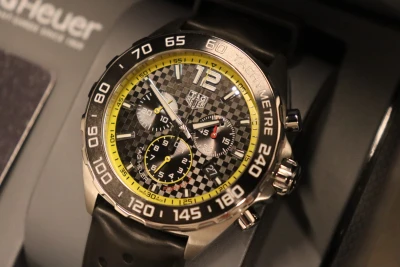 Tag Heuer Steel Formula 1 Rubber strap Quartz Chronograph 43MM Box & Papers 2022