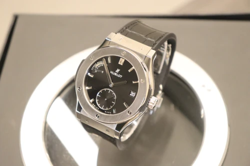 Hublot Classic Fusion 45MM 8 Day Power Reserve 516.NX.1470.LR Box & Papers 2016