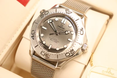 Omega Seamaster Diver 300M 42MM Grey Dial 21030422006002 Full Set 2026