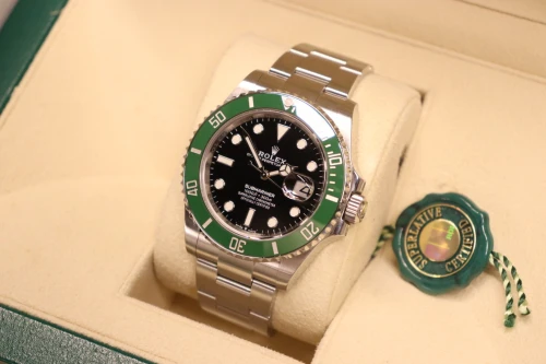 Rolex Submariner Date "Starbucks" MK2 41MM Oystersteel 126610LV Circa 2023