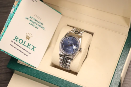 Rolex Datejust 36mm Stainless Steel Blue Roman Dial Jubilee 16220 B&P 1996