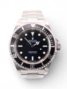 Rolex Submariner Non Date Stainless Steel 2 Liner 14060M Circa 2006