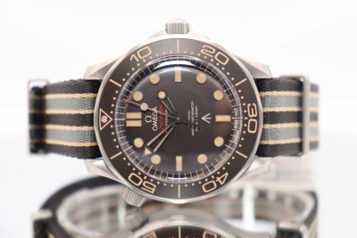 Omega Seamaster 300M 007 Titanium 42MM Ref.210.92.42.20.01.001 Full Set 2026 B&P