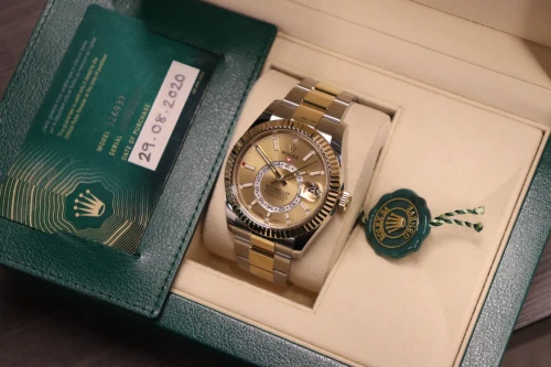 Rolex Sky-Dweller 42mm Steel & Yellow Gold 326933 2020 Box & Papers