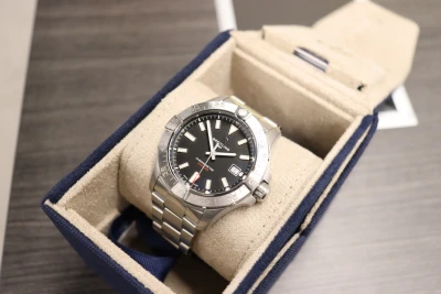 Breitling Avenger 42mm Black Dial A17328 Steel Box and Papers 2024