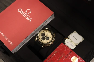 Omega Moonwatch 42mm Moonshine 18K Gold Champagne Dial 310.62 Full Set 2023