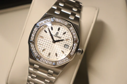 Audemars Piguet Royal Oak 33mm Quartz Diamond Bezel 67601ST B&P 2008