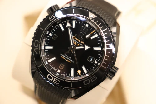 Omega Planet Ocean GMT Deep Black 45.5MM Ref. 215.92.46.22.01.001 Full Set 2018