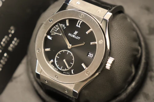 Hublot Classic Fusion 45MM 8 Day Power Reserve 516.NX.1470.LR Box & Papers 2016