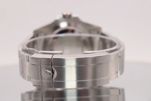 Rolex Submariner Date "Starbucks" MK2 41MM Oystersteel 126610LV Circa 2023