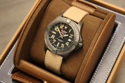 Breitling Avenger Automatic GMT 45 Night Mission V32395101B1X1 2022 Full Set
