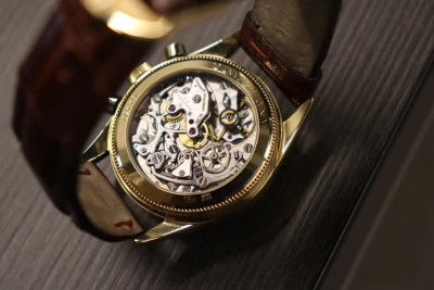 Universal Genève Compax Vintage 35mm Yellow Gold Manual Wind Chronograph 184.450