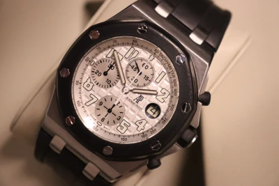 Audemars Piguet Royal Oak Offshore 42MM Rubber Clad 25940SK.OO.D002CA B&P 2009