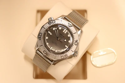 Omega Seamaster Diver 300M 42MM Grey Dial 21030422006002 Full Set 2026