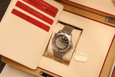 Omega Seamaster Diver 300M 42MM Grey Dial 21030422006002 Full Set 2026